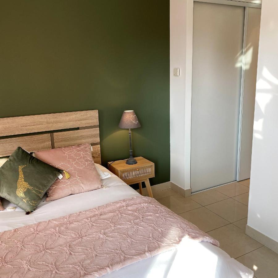 T2 Proche De La Gare, A 10 Minutes A Pieds De La Croisette, Piscine & Parking Dans Residence De Haut Standing Cannes Kültér fotó