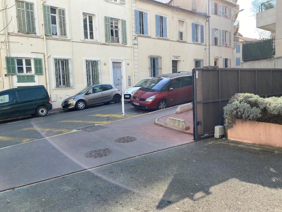 T2 Proche De La Gare, A 10 Minutes A Pieds De La Croisette, Piscine & Parking Dans Residence De Haut Standing Cannes Kültér fotó