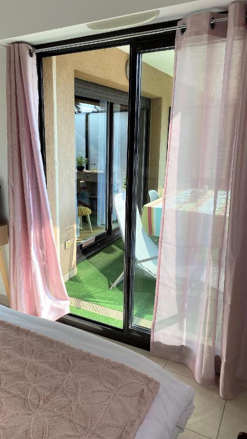 T2 Proche De La Gare, A 10 Minutes A Pieds De La Croisette, Piscine & Parking Dans Residence De Haut Standing Cannes Kültér fotó