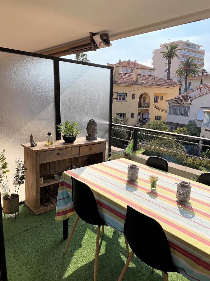 T2 Proche De La Gare, A 10 Minutes A Pieds De La Croisette, Piscine & Parking Dans Residence De Haut Standing Cannes Kültér fotó