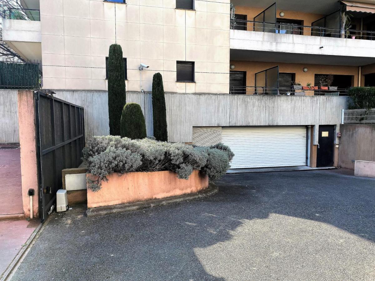 T2 Proche De La Gare, A 10 Minutes A Pieds De La Croisette, Piscine & Parking Dans Residence De Haut Standing Cannes Kültér fotó