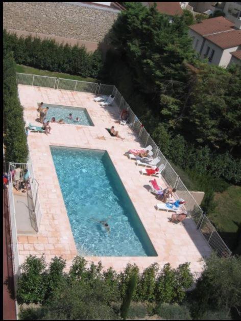 T2 Proche De La Gare, A 10 Minutes A Pieds De La Croisette, Piscine & Parking Dans Residence De Haut Standing Cannes Kültér fotó