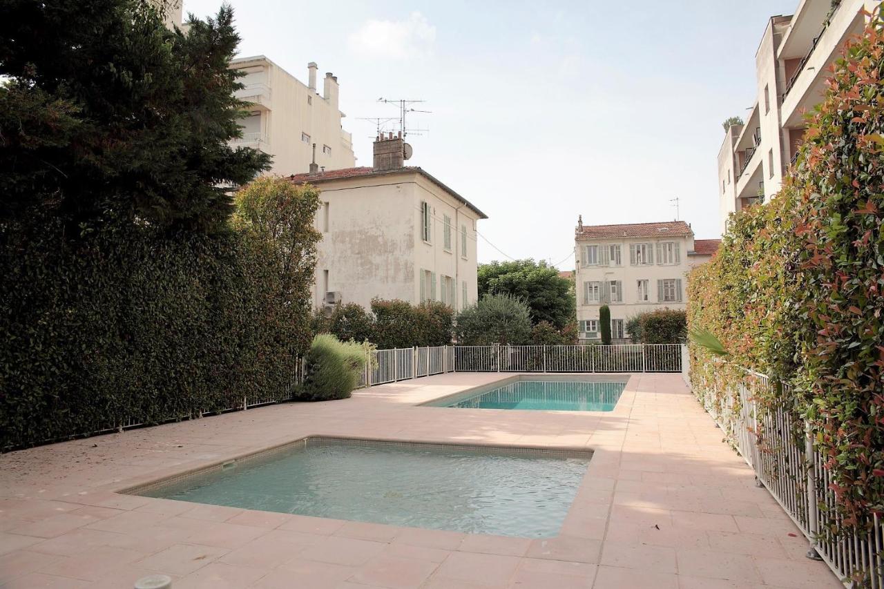 T2 Proche De La Gare, A 10 Minutes A Pieds De La Croisette, Piscine & Parking Dans Residence De Haut Standing Cannes Kültér fotó