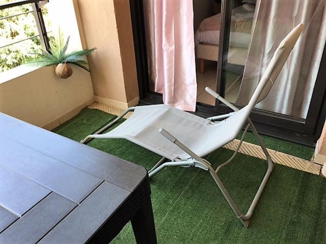 T2 Proche De La Gare, A 10 Minutes A Pieds De La Croisette, Piscine & Parking Dans Residence De Haut Standing Cannes Kültér fotó