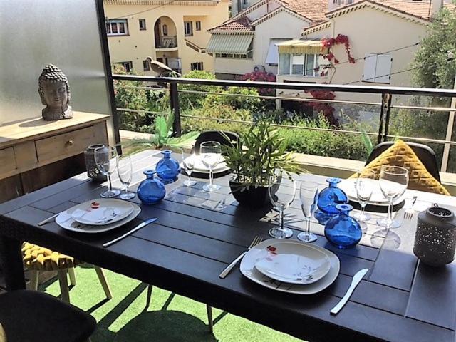 T2 Proche De La Gare, A 10 Minutes A Pieds De La Croisette, Piscine & Parking Dans Residence De Haut Standing Cannes Kültér fotó