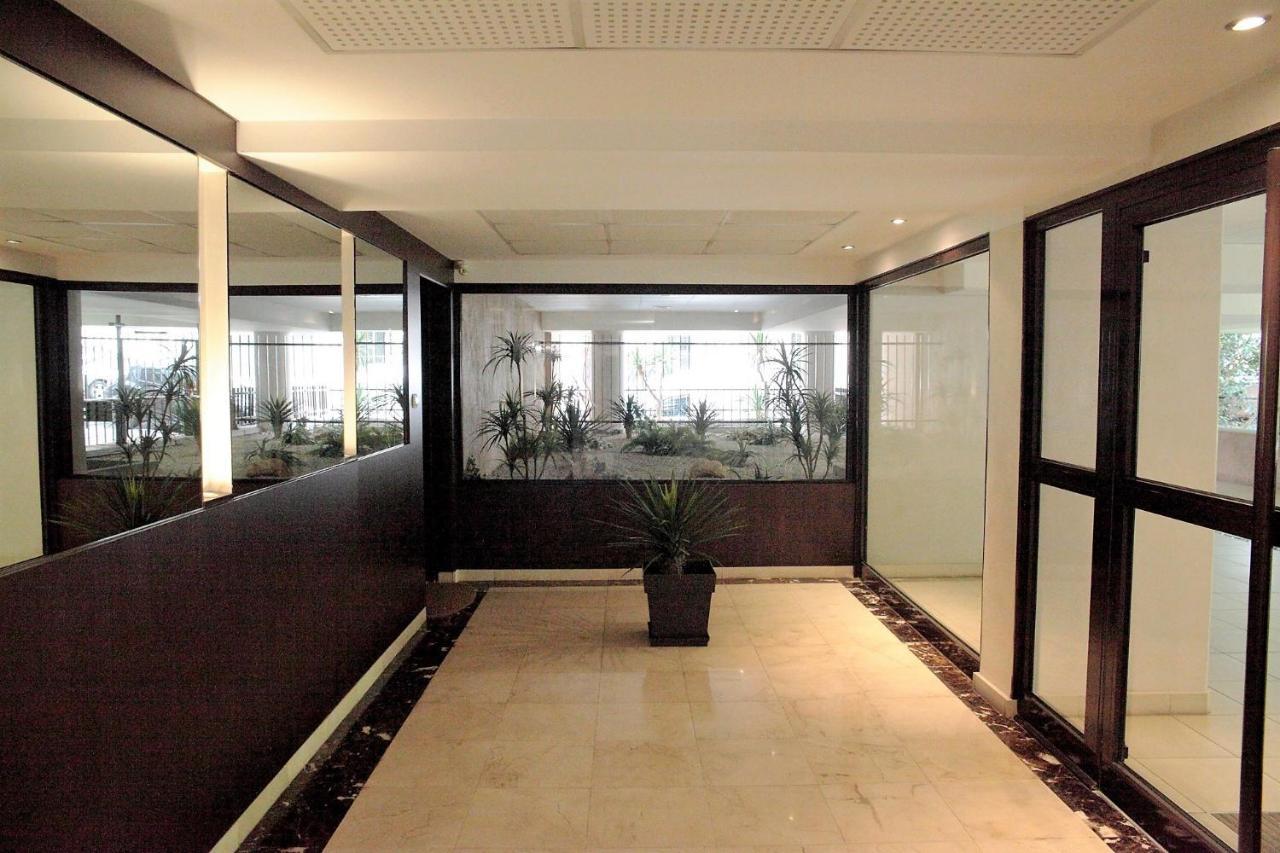 T2 Proche De La Gare, A 10 Minutes A Pieds De La Croisette, Piscine & Parking Dans Residence De Haut Standing Cannes Kültér fotó